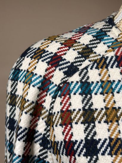 CHRISTIAN LACROIX 
Veste en tweed à carreaux...