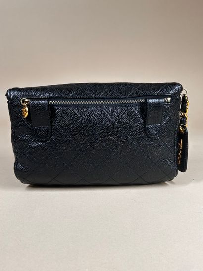 CHANEL 
Black quilted caviar leather belt...