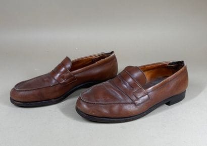 J. M. WESTON 
Paire de mocassins homme en...