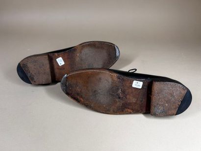 J. M. WESTON 
Paire de chaussures homme à...