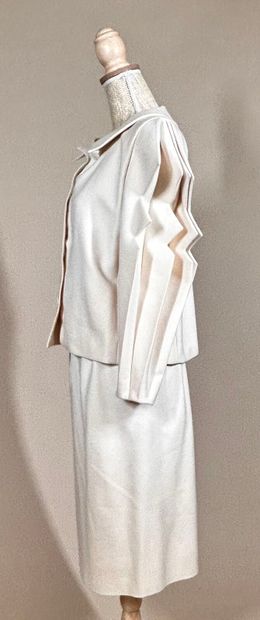 PIERRE CARDIN Prestige 
Tailleur en drap...