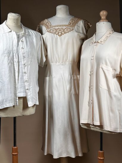 RENATA, Diffusion Michel Comte 
Robe mi-longue...