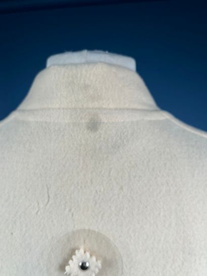 COURRÈGES Paris 
Long manteau en lainage...