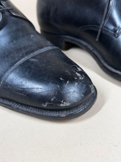 J. M. WESTON 
Ensemble de deux paires de...