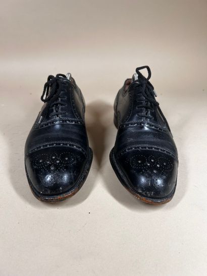 J. M. WESTON 
Ensemble de deux paires de...