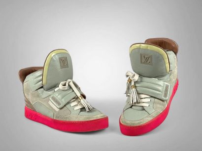 Louis VUITTON, collaboration Kanye WEST
Paire...