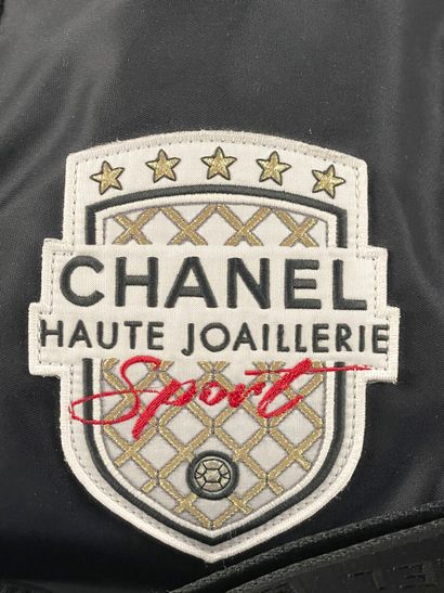 CHANEL
Midnight-blue polyamide sports bag,...