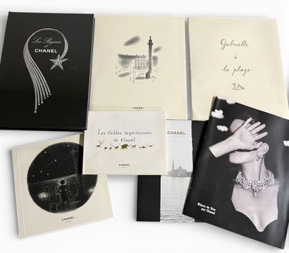 [CHANEL]
Ensemble de documentation sur les...