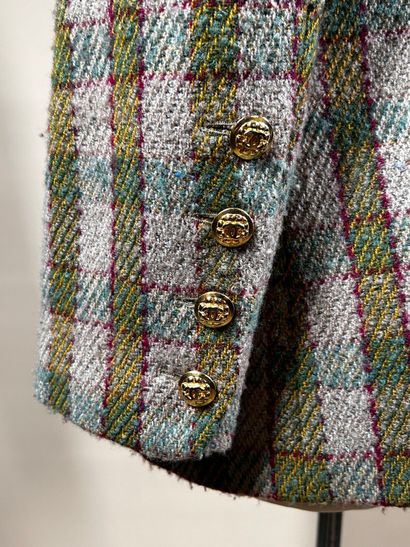CHANEL Boutique
Veste en tweed à carreaux...