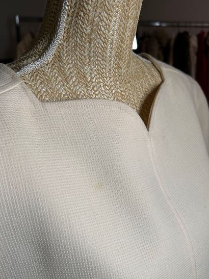 COURRÈGES Paris 
Tailleur en piqué de coton...