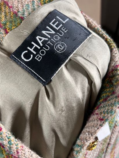 CHANEL Boutique
Veste en tweed à carreaux...
