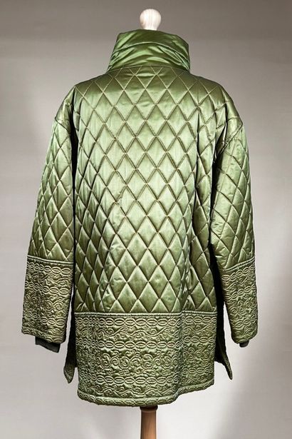 BAZAR de CHRISTIAN LACROIX 
Veste parka matelassée...