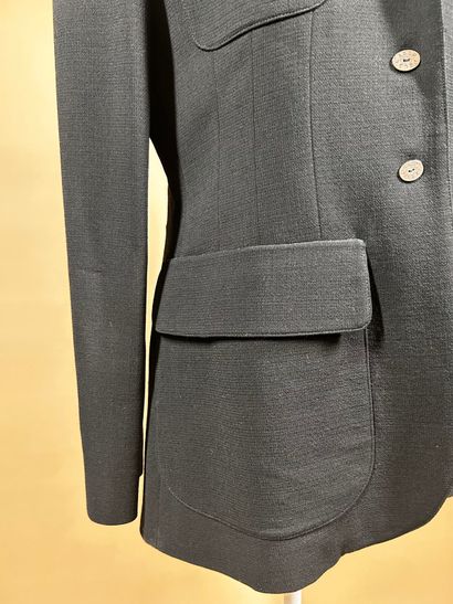 LAGERFELD 
Lot de deux vestes en gabardine...
