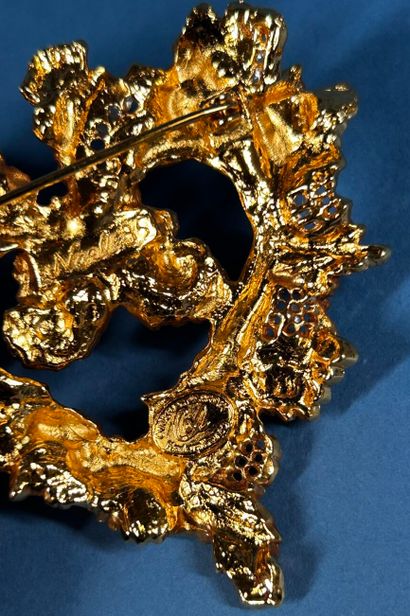 CHRISTIAN LACROIX, Noël 1995
Broche en métal...