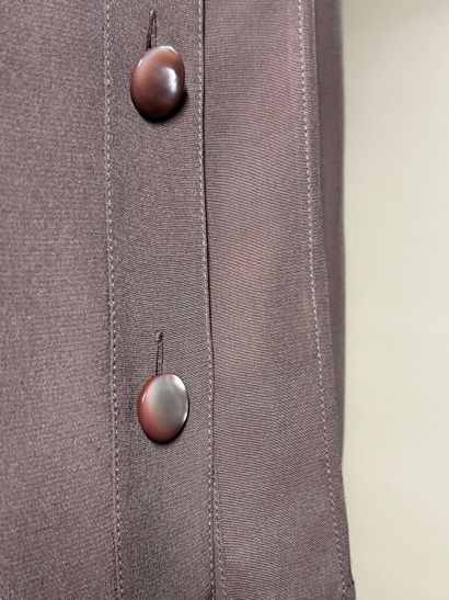 VALENTINO Boutique 
Blouse en soie beige...