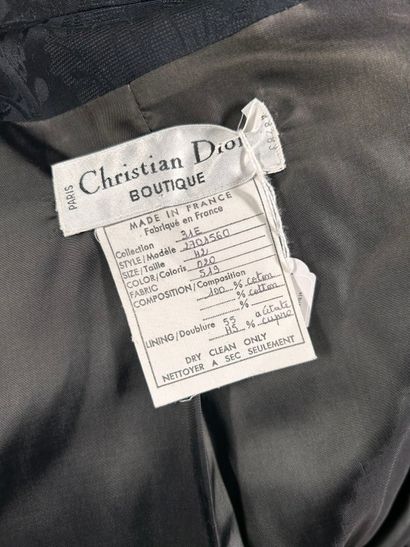 CHRISTIAN DIOR Boutique, n° 48283 et 98438
Tailleur...