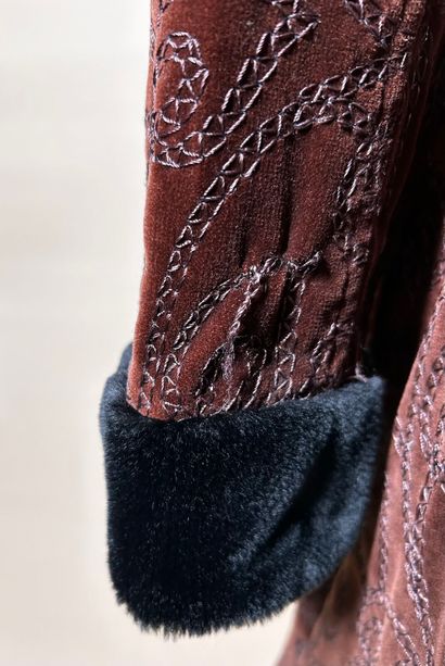 KENZO, bolduc numéroté 11810-19-05 (?)
Manteau...