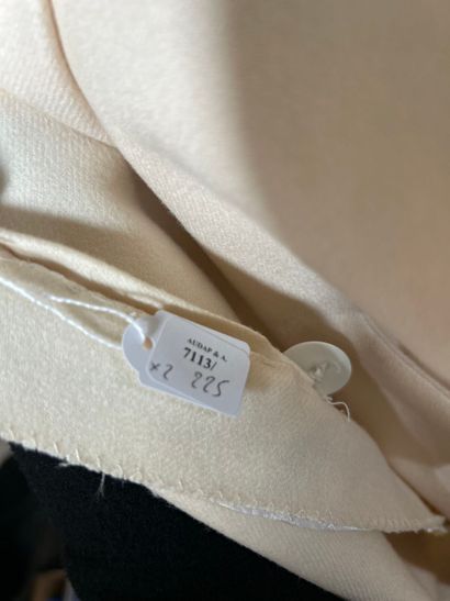 PIERRE CARDIN Prestige 
Tailleur en drap...