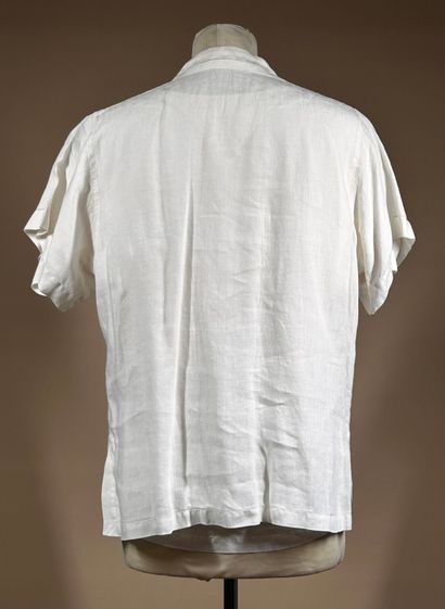 RENATA, Diffusion Michel Comte 
Robe mi-longue...