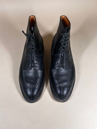 J. M. WESTON 
Ensemble de deux paires de...