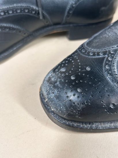 J. M. WESTON 
Ensemble de deux paires de...
