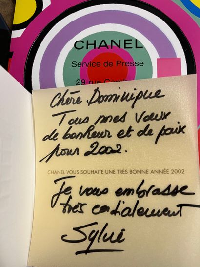 [CHANEL Prêt-à-porter]
Ensemble de dossiers...