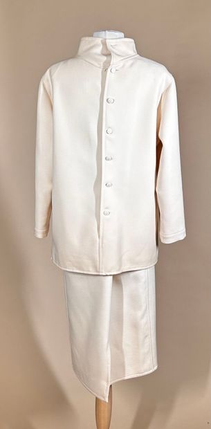COURRÈGES Paris 
Top tunique en étamine de...