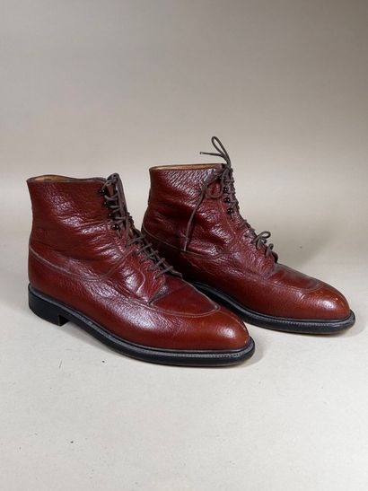 J. M. WESTON 
Ensemble de deux paires de...
