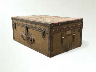 LES BAGAGES MOYNAT
Petite malle en toile...