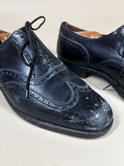 J. M. WESTON 
Ensemble de deux paires de...