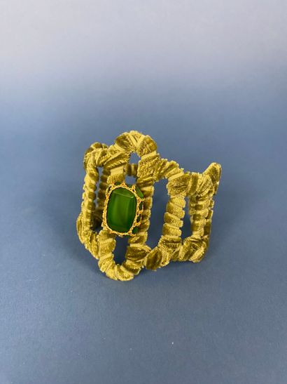 Prototype de défilé non signé 
Bracelet manchette...