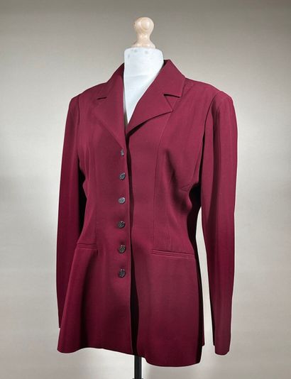 LAGERFELD 
Lot de deux vestes en gabardine...