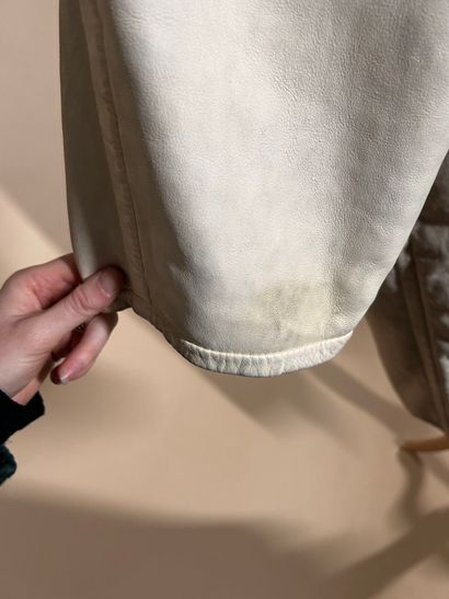 COURRÈGES Paris 
Deux manteaux en peau lainée...