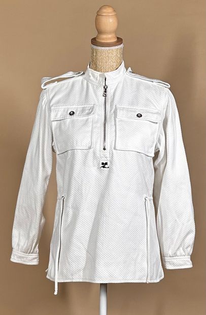 COURRÈGES Paris 
Tunique en coton nid d'abeille...