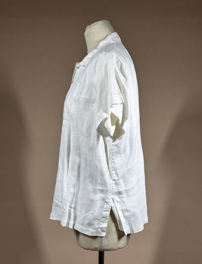 RENATA, Diffusion Michel Comte 
Robe mi-longue...