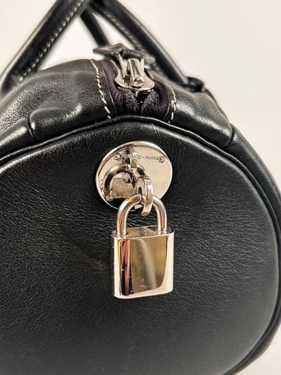 HERMÈS Paris made in France 
Polochon