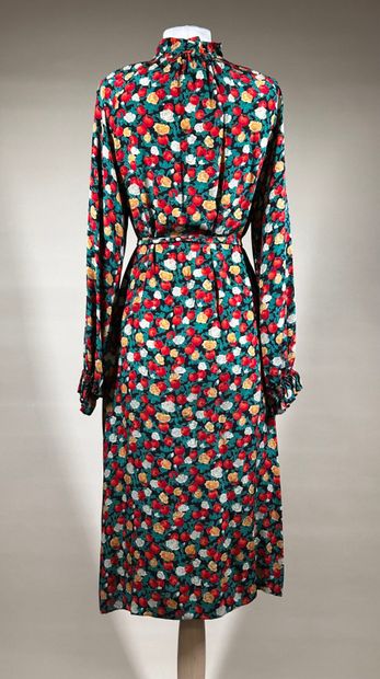 HANAE MORI 
Réunion de deux robes longues...