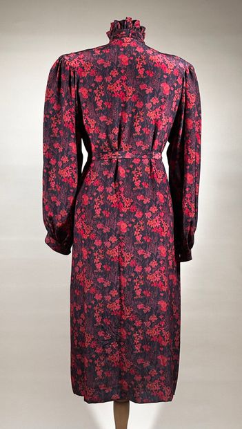 HANAE MORI 
Réunion de deux robes longues...