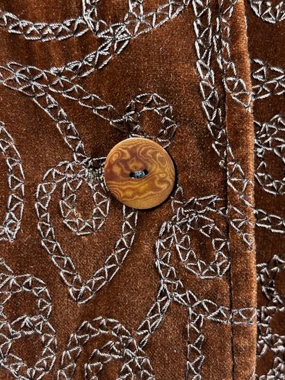 KENZO, bolduc numéroté 11810-19-05 (?)
Manteau...