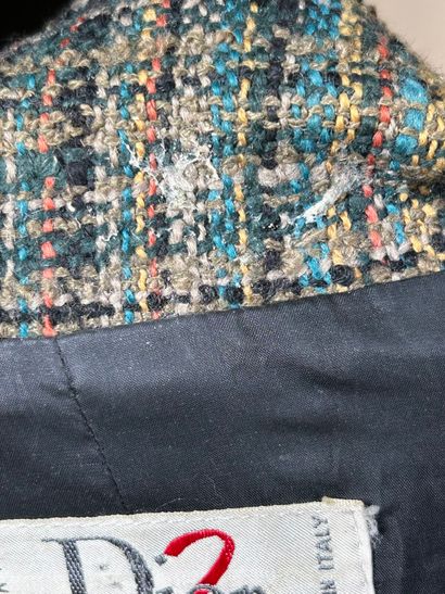 DIOR 2
Veste en tweed à carreaux à dominante...