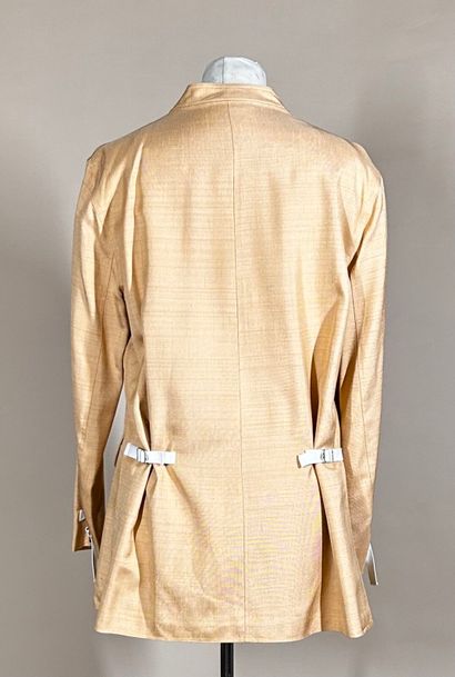 COURRÈGES Paris 
Tailleur en viscose sable...
