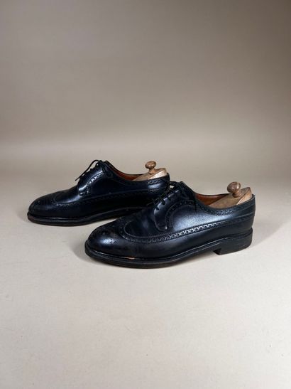 J. M. WESTON 
Paire de chaussures homme à...
