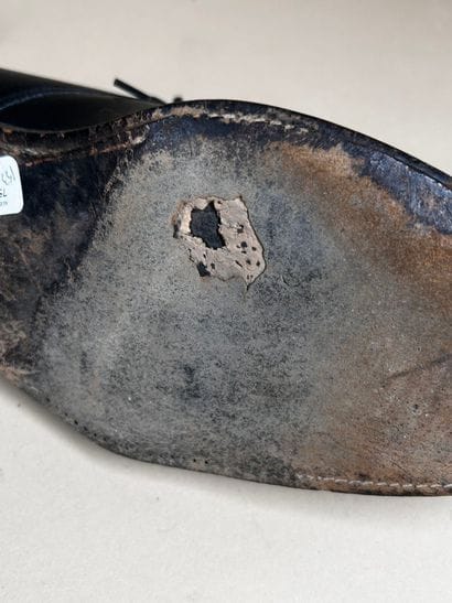 J. M. WESTON 
Ensemble de deux paires de...