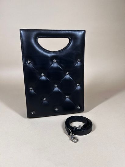 THIERRY MUGLER 
Petit sac rigide porté main...