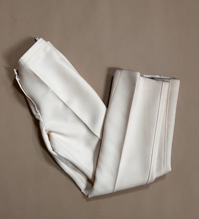 COURRÈGES Paris 
Tailleur en piqué de coton...