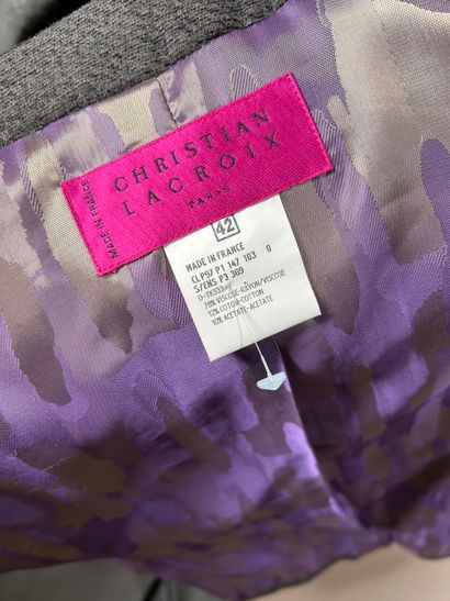 CHRISTIAN LACROIX, Printemps 1997
Tailleur...