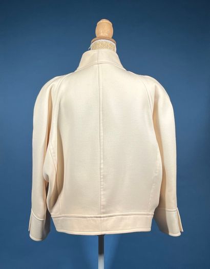 COURRÈGES Paris 
Veste en gabardine de laine...