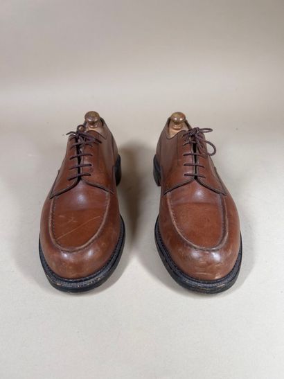 J. M. WESTON 
Paire de chaussures homme à...