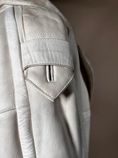 GUEROS COSTAR
Manteau long en peau lainé...