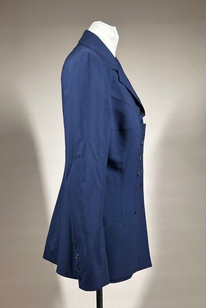 LAGERFELD 
Lot de deux vestes en gabardine...